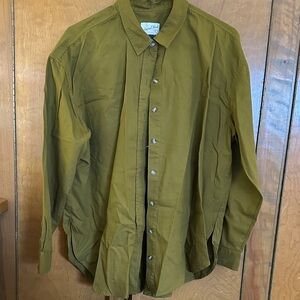 Womans Olive Green Button-Up Shirt